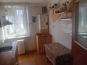 Apartament 2 camere, 54 mp, decomandat, zonă liniștită lângă Școala Nr. 2, centrală, pod - imagine 12