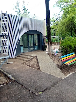 tanar dinamic caut sa lucrez an constructi