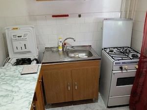Închiriez Apartament 