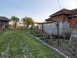 Casa de vanzare cu teren in Leordeni -Moara Mocanului- Arges - imagine 2