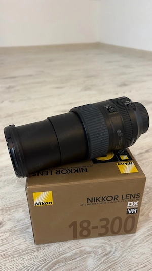 Obiectiv Nikon 18-300mm f 3.5-6.3G ED VR AF-S DX - imagine 5