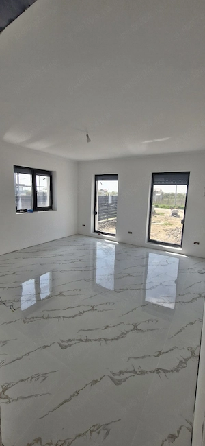 Casa La Cheie 3 camere - imagine 4