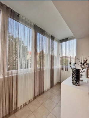 Proprietar! Apartament 3 camere   De vanzare   Zona Lipovei - imagine 3
