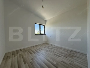 Casa pe parter cu un design deosebit, zona nordica / Simnicul de Jos - imagine 8