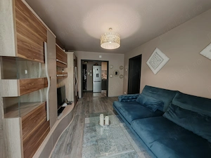 Etaj 2,zona Zahana - imagine 3