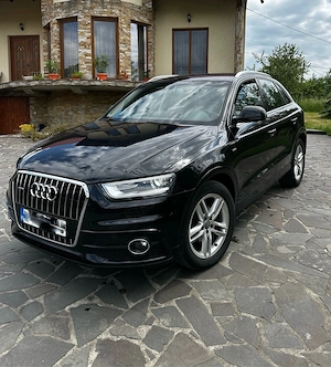Audi Q3 S-tronic quattro 