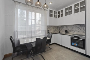 3 CAMERE ULTRACENTRAL | PARCARE SI GRADINA PROPRIE | TERASA INTERIOARA - imagine 19