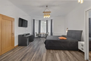 3 CAMERE ULTRACENTRAL | PARCARE SI GRADINA PROPRIE | TERASA INTERIOARA - imagine 17
