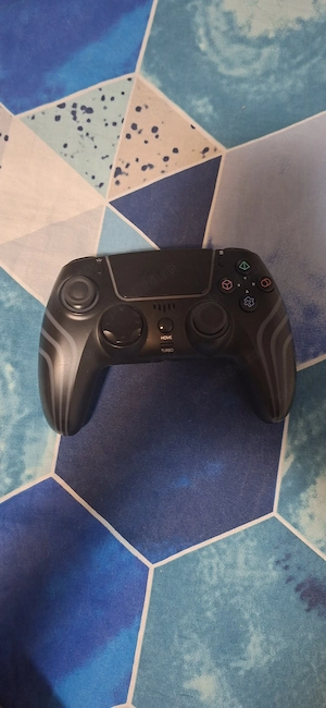 vând ps4 cu jocuri - imagine 2
