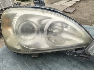 Vand faruri W163