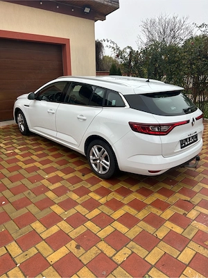 Renault Megane 2019 - imagine 5