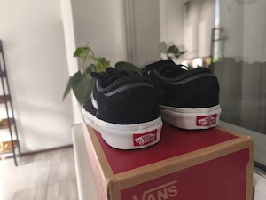 vans noi marimea 36