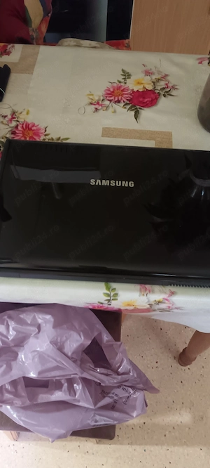vand leptop Samsung in stare de functionare