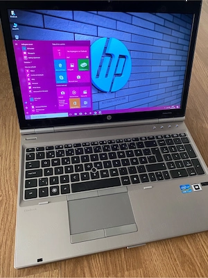 Laptop HP EliteBook intel core i7,Display 15,6,Windows 10 Pro,8gb ram ddr3,1000gb memo,baterie buna 