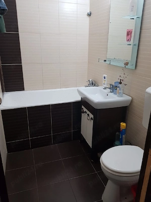Inchiriez apartament 2 camere - imagine 7