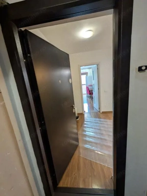 Apartament 3 Camere Modern metrou în fața blocului - imagine 2