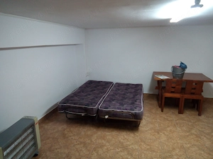 Dau in chirie spatiu pt depozitare productie 28 mp zona Emerson(nu este pt locuit !!! ) - imagine 5