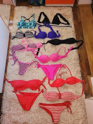 Lot costume de baie