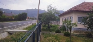6700m  teren intravilan+casa locuibila din caramida cu toate utilitatile  - imagine 3
