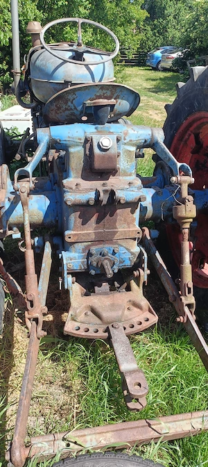 vand tractor fordson major - imagine 3