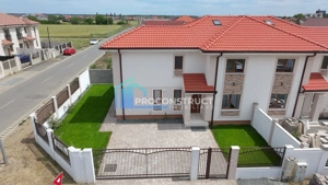 Duplex premium 4 camere | 130 mp | curte 300 mp | 884 EUR