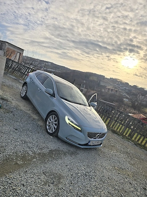 Volvo V40  - imagine 5