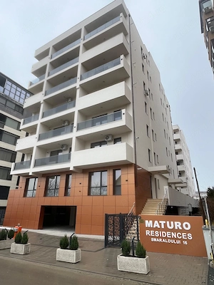 Proprietar, Campus, bloc nou 2025, 2 cam bucatarie separata, baie cu geam, vedere lac, MATURO Res.