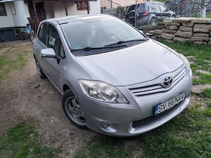 Toyota auris 2011 2.0  - imagine 3