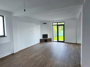 Vile, semineu, langa lacul Pasarea + Teren disponibil 800 și 1000 mp deschidere lac - imagine 7