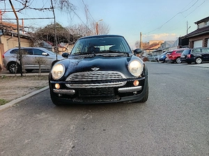Mini Cooper One - imagine 4