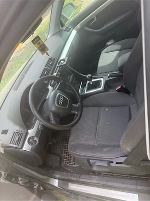 vand audi a4 b7  - imagine 2
