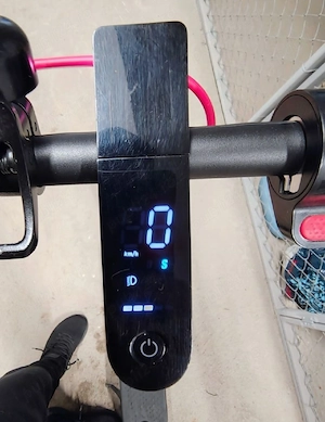 Trotineta electrica XIAOMI MI PRO 2 ca noua- cu rulaj 290 km.