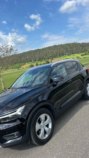 Volvo XC40 T3 - imagine 6