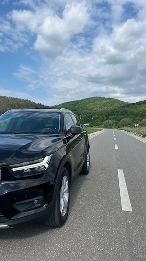 Volvo XC40 T3 - imagine 4