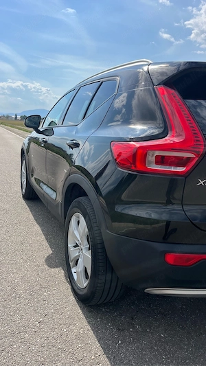 Volvo XC40 T3 - imagine 5