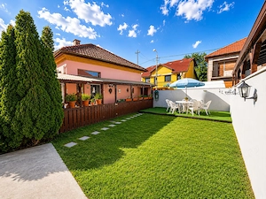 Casa singur in curte intr-o zona deosebit de buna - IMOBIHOR 