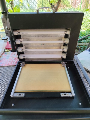 Aparat profesional cu expunere UV Trodat  EU MINI , lampi UV noi ,pentru produs amprente stampile