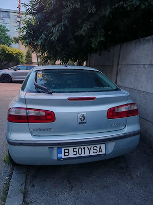 Vând Renault laguna,an 2002, utilizată, benzină,motor1998cm3, culoare gri, cutie manuală, preț negoc