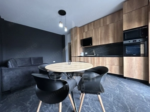 Apartament 3 camere cu loc de parcare și terasă de închiriat