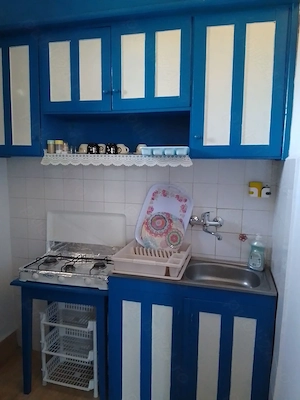    Cazare in vilă cu vedere  la mare apartament  de vacanță cu 5 locuri , acces la plaja imediat - imagine 4