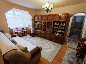 Apartament 2 camere in zona centrala Moldova Noua - imagine 3