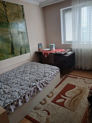 Vând apartament cu 2 camere zona  Buium - imagine 3