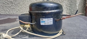 Vând motor(compresor) frigider