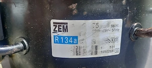 Vând motor(compresor) frigider