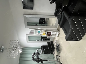 Caut hair-stilist   coafeză! zona Decebal