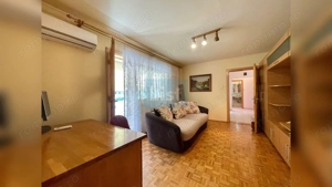  Apartament de vânzare – 3 camere, etaj 1, Micro III  - imagine 12