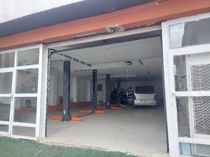 Închiriez hala pt service auto