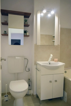 Apartament cu 3 camere - imagine 8