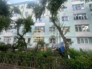 Apartament cu 3 camere, etajul 1, str. Milcov, Bacau - imagine 4