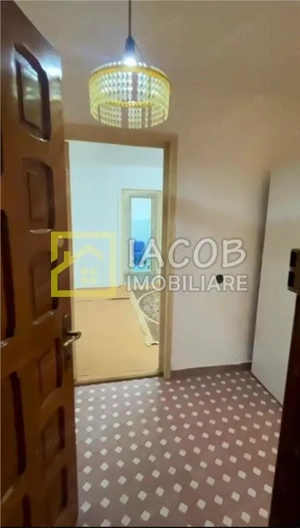 Apartament cu 3 camere, etajul 1, str. Milcov, Bacau - imagine 12